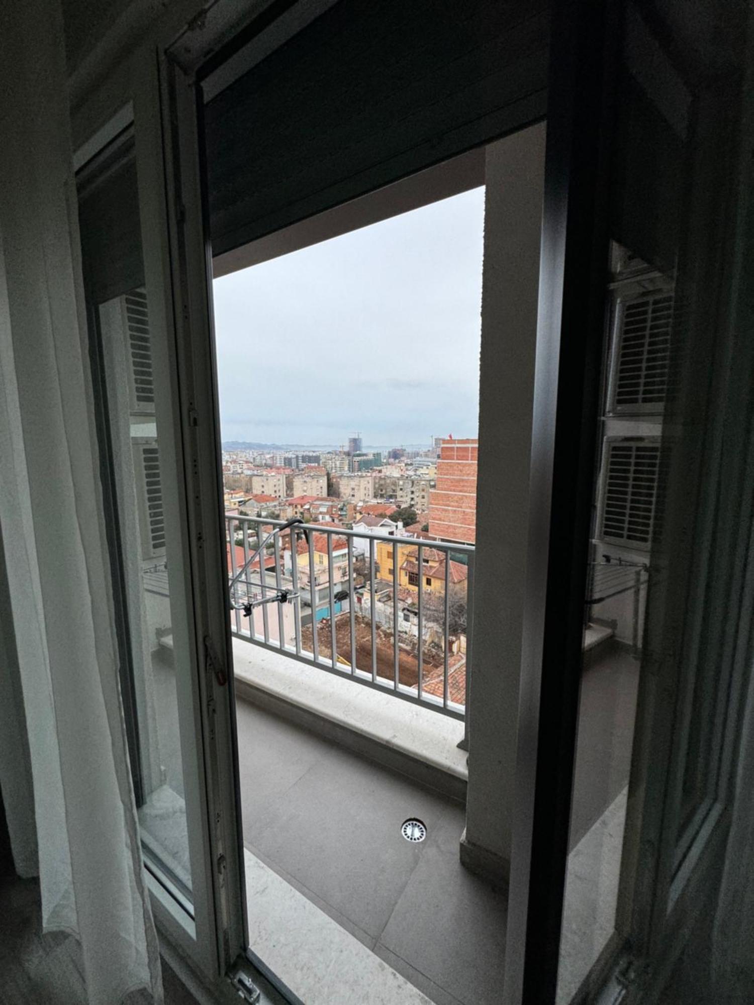 Tirana Centre Lions Gate 2 Apartment Dış mekan fotoğraf